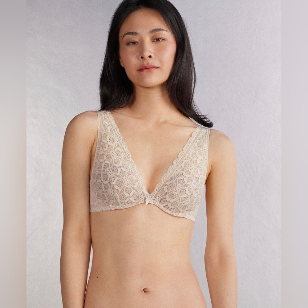 Intimissimi Giorgia Balconette Push Up Bra in Lace